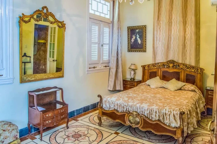 RHPL68 - 3 Yatak Odalı / 3 Banyolu Lüks Klasik Villa Regresa 1930 Havuzlu