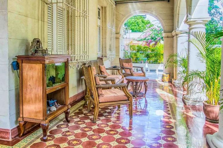 RHPL68 - 3 Yatak Odalı / 3 Banyolu Lüks Klasik Villa Regresa 1930 Havuzlu