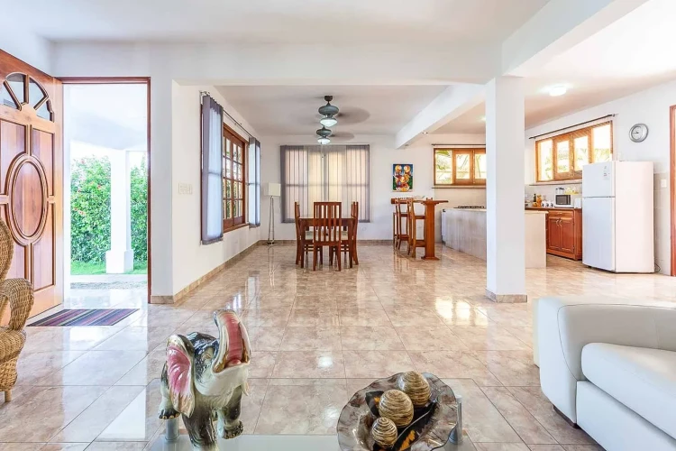 RHPL73 - 2 Yatak Odalı / 3 Banyolu Okyanus Önü Jakuzili Villa