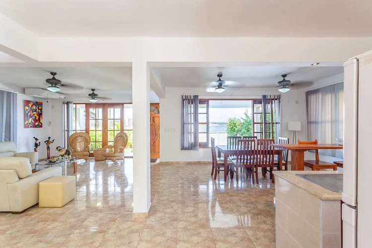 RHPL73 - 2 Yatak Odalı / 3 Banyolu Okyanus Önü Jakuzili Villa