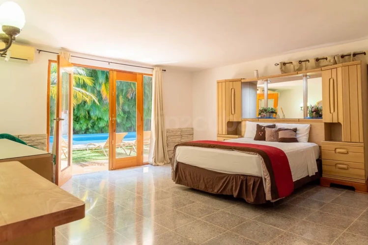 RHPL74 - 5 Yatak Odalı / 5 Banyolu Havuzlu Lüks Casa de Ana