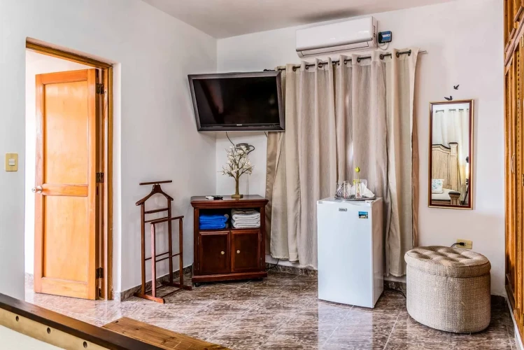 RHPL92 - 4 Yatak Odalı / 3 Banyolu Santa Fe'de Havuzlu Villa/Wifi