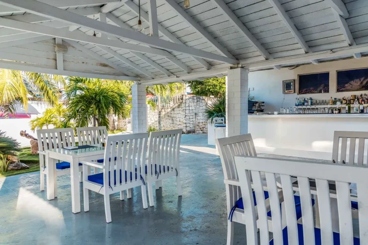 RHPL92 - 4 Yatak Odalı / 3 Banyolu Santa Fe'de Havuzlu Villa/Wifi