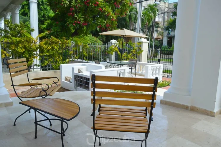 RHPLZ04 - 8 Yatak Odalı / 8 Banyolu Butik Otel Brava in Vedado