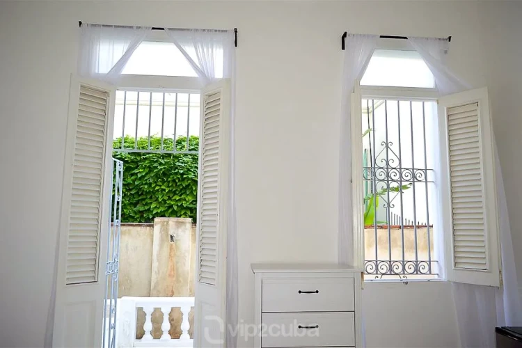 RHPLZ04 - 8 Yatak Odalı / 8 Banyolu Butik Otel Brava in Vedado