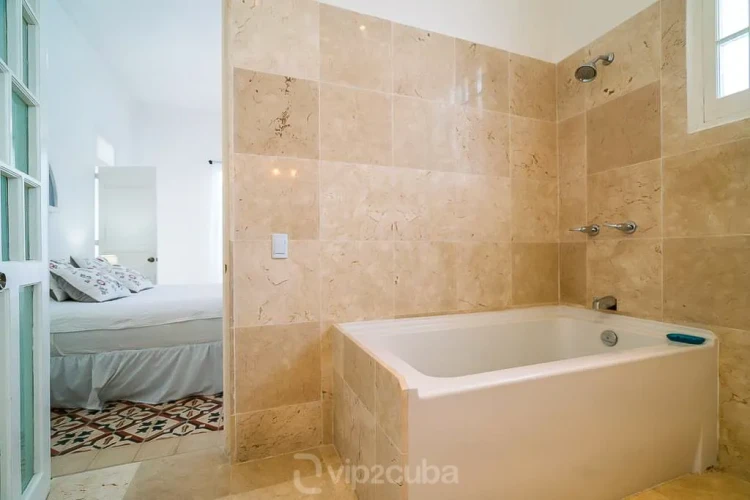 RHPLZ04 - 8 Yatak Odalı / 8 Banyolu Butik Otel Brava in Vedado