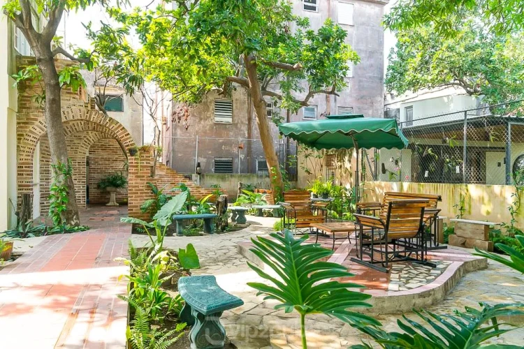 RHPLZ04 - 8 Yatak Odalı / 8 Banyolu Butik Otel Brava in Vedado