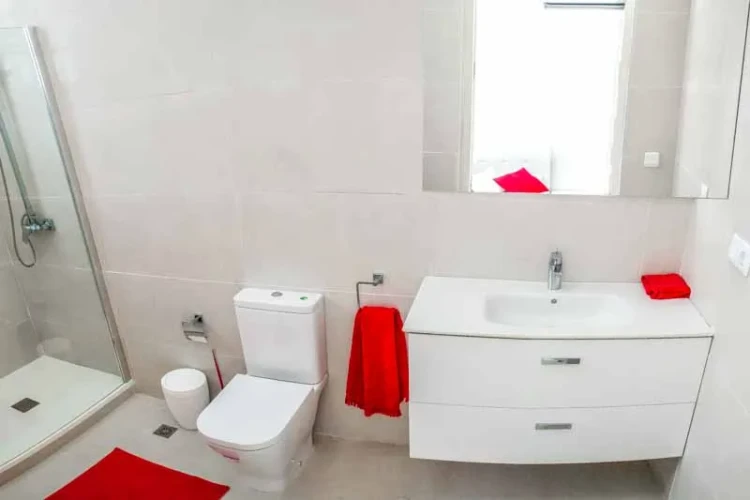 RHPLZ08 - 4 Yatak Odalı / 4 Banyolu Vedado'da Lüks Villa / Wi-Fi