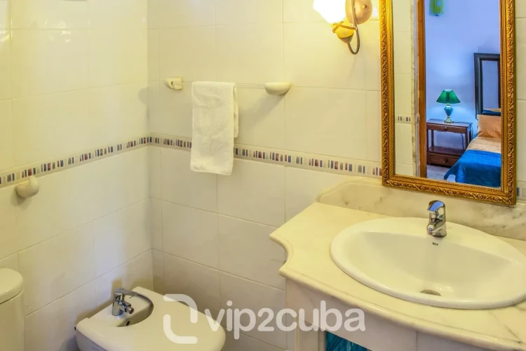 RHPLZ107 - 3 Yatak Odalı / 3 Banyolu Okyanus Manzaralı Çatı Katı Vedado/wifi