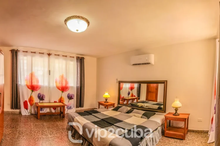 RHPLZ107 - 3 Yatak Odalı / 3 Banyolu Okyanus Manzaralı Çatı Katı Vedado/wifi
