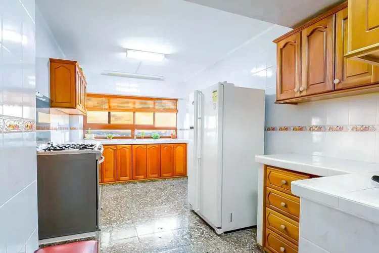 RHPLZ11 – 4 Yatak Odalı / 4 Banyolu Vedado'da Şehir ve Deniz Okyanus Manzaralı Daire