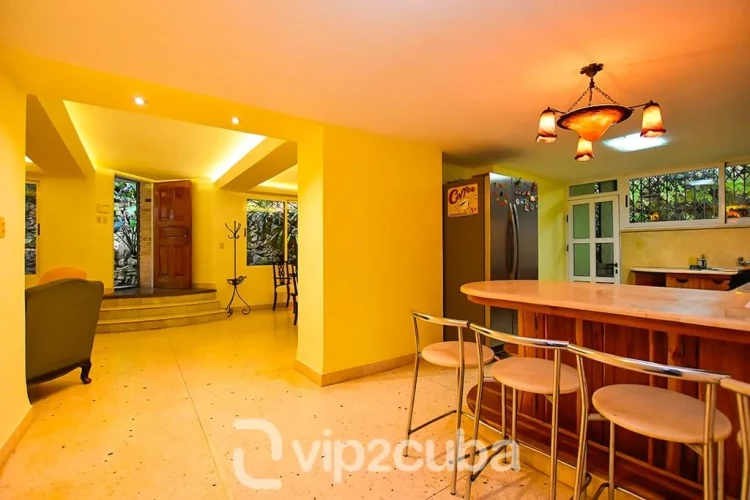 RHPLZ171 Nuevo Vedado'da - 3 Yatak Odalı / 2.5 Banyolu Tropik Cennet
