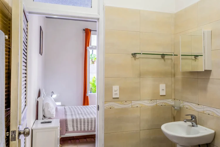RHPLZ176 - 6 Yatak Odalı / 6 Banyolu Butik Otel Hanoi Vedado