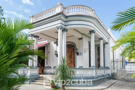 RHPLZ180 - 5 Yatak Odalı / 4 Banyolu Casa Bonita Vedado