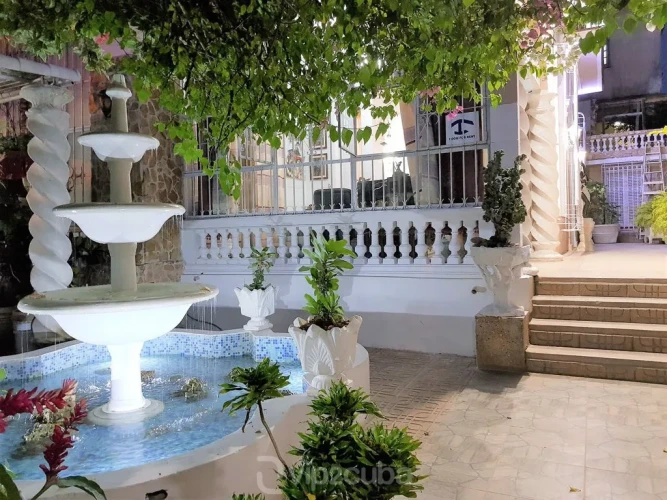 RHPLZ36 - 6 Yatak Odalı / 6 Banyolu Koloni Villa Nostra Vedado