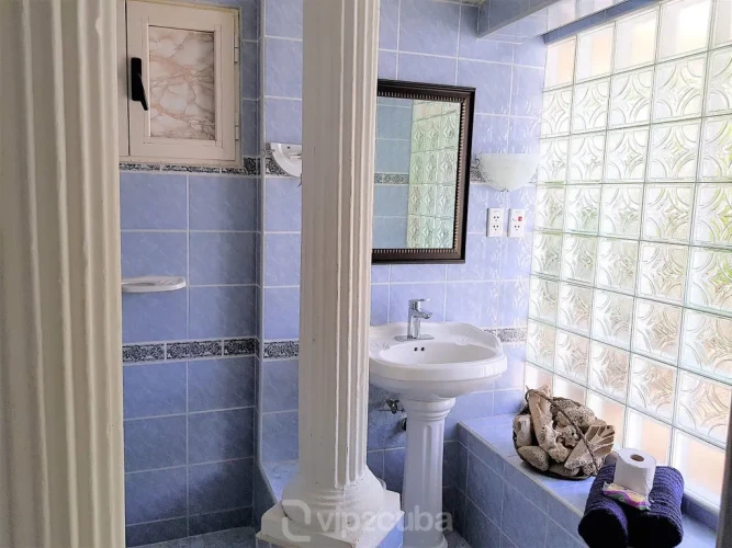 RHPLZ36 - 6 Yatak Odalı / 6 Banyolu Koloni Villa Nostra Vedado