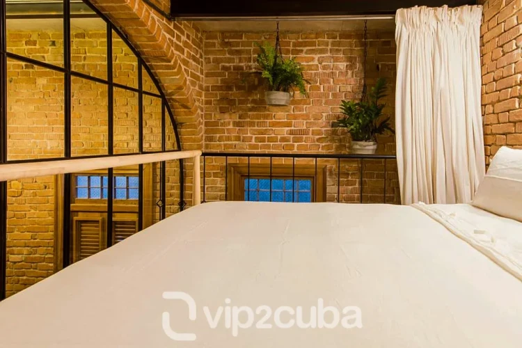 RHPLZ63-1 Vedado'da - 3 Yatak Odalı / 2 Banyolu Coloni Loft