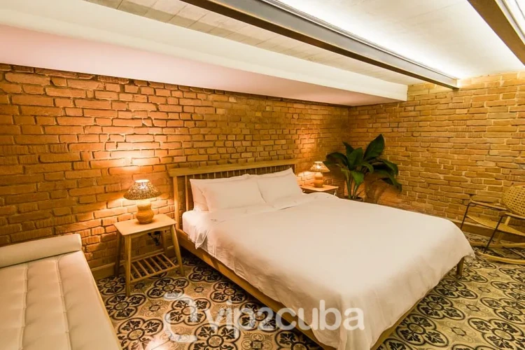 RHPLZ63-1 Vedado'da - 3 Yatak Odalı / 2 Banyolu Coloni Loft