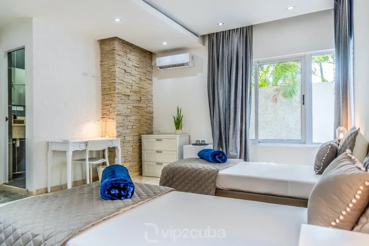 RHPL07 - 5 Yatak Odalı / 5 Banyolu Santa Fee / Okyanus Önü Cennet Villa