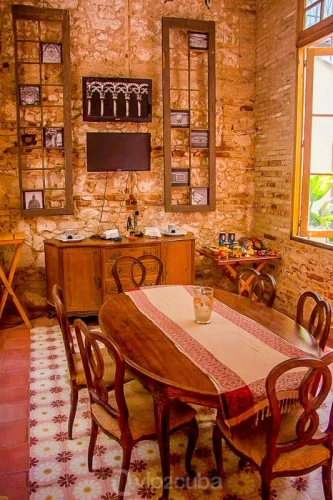 RHHV10 - 5 Yatak Odalı / 6 Banyolu Eski Havana Koloni Villası