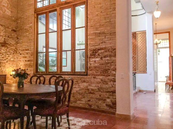 RHHV10 - 5 Yatak Odalı / 6 Banyolu Eski Havana Koloni Villası