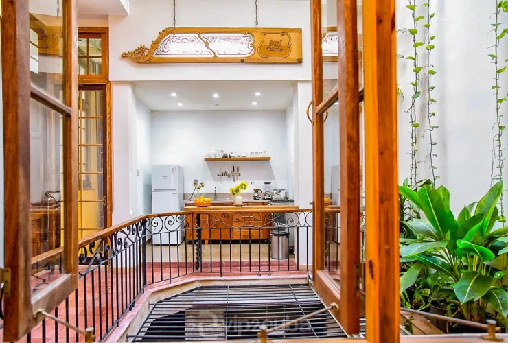 RHHV10 - 5 Yatak Odalı / 6 Banyolu Eski Havana Koloni Villası