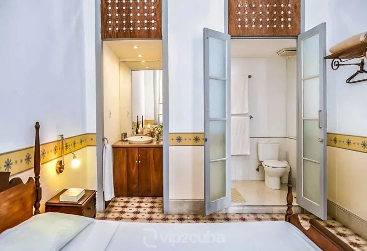 RHHV10 - 5 Yatak Odalı / 6 Banyolu Eski Havana Koloni Villası