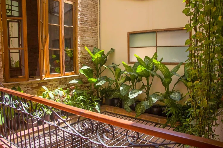 RHHV10 - 5 Yatak Odalı / 6 Banyolu Eski Havana Koloni Villası