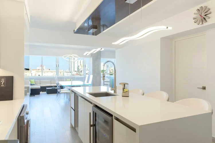 RHPLZ22 Havana Manhattan Yaşamı / Okyanus Manzaralı