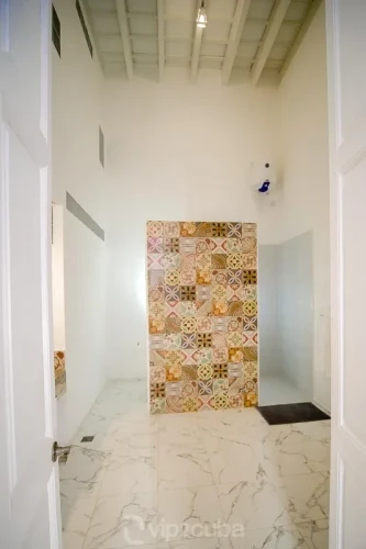 RHHV02 Eski Havana Etkileyici 6 Yatak Odalı Villa