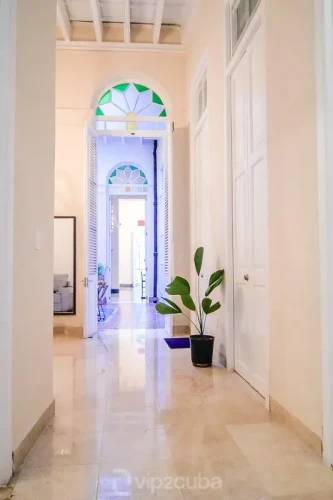 RHHV02 Eski Havana Etkileyici 6 Yatak Odalı Villa