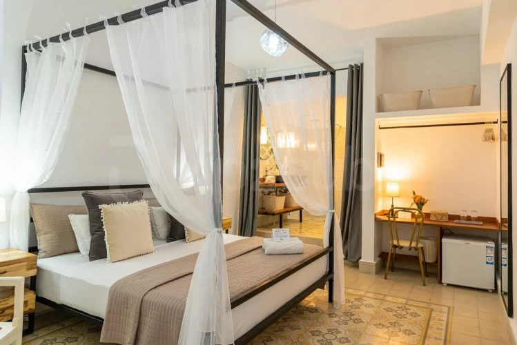 RHHV66 8BR Oasis of calm in Old Havana
