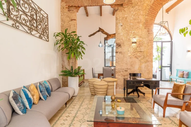 RHHV66 8BR Oasis of calm in Old Havana