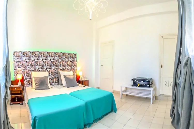 RHPLZ196 - 8Yatak Odalı / 8 Banyolu Elegancia Butik Otel Vedado
