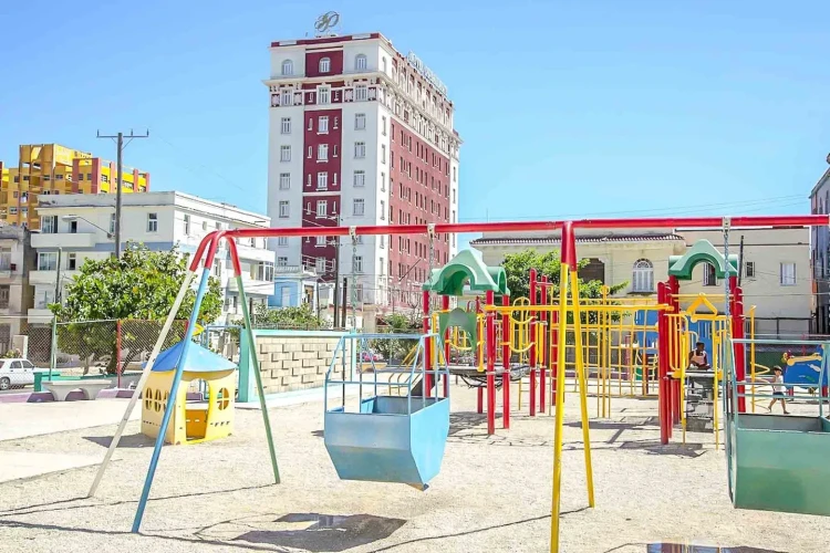 RHPLZ196 - 8Yatak Odalı / 8 Banyolu Elegancia Butik Otel Vedado