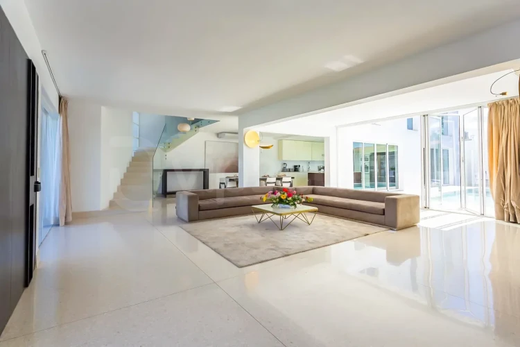 RHPLZ197 4 Yatak Odalı / 4 Banyolu Nuevo Vedado Havuzlu Lüks Modern Villa/wifi