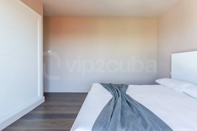 RHPLZ197 4 Yatak Odalı / 4 Banyolu Nuevo Vedado Havuzlu Lüks Modern Villa/wifi