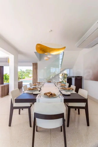 RHPLZ197 4 Yatak Odalı / 4 Banyolu Nuevo Vedado Havuzlu Lüks Modern Villa/wifi