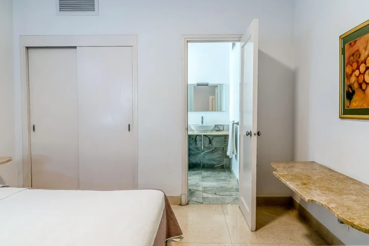 RHPL15 - 7 Yatak Odalı / 7 Banyolu Villa Iris, Miramar Havuzlu