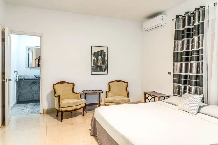 RHPL15 - 7 Yatak Odalı / 7 Banyolu Villa Iris, Miramar Havuzlu