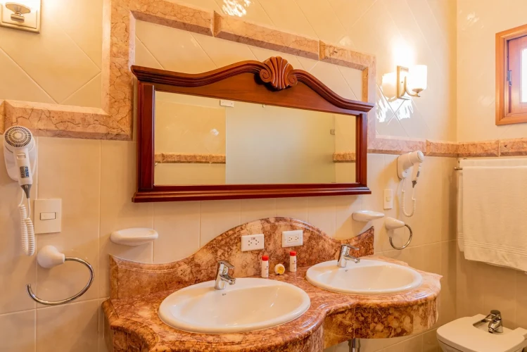 RHPL197 - 4 Yatak Odalı / 4 Banyolu Havana'da Havuzlu Villa Vella