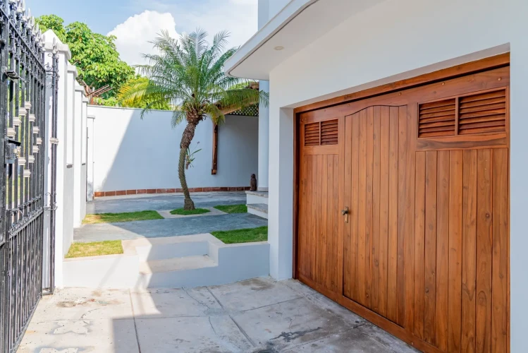 RHPL197 - 4 Yatak Odalı / 4 Banyolu Havana'da Havuzlu Villa Vella