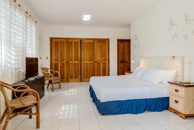 RHPL199 - 4 Yatak Odalı / 4 Banyolu Casa Vivian, Miramar'da