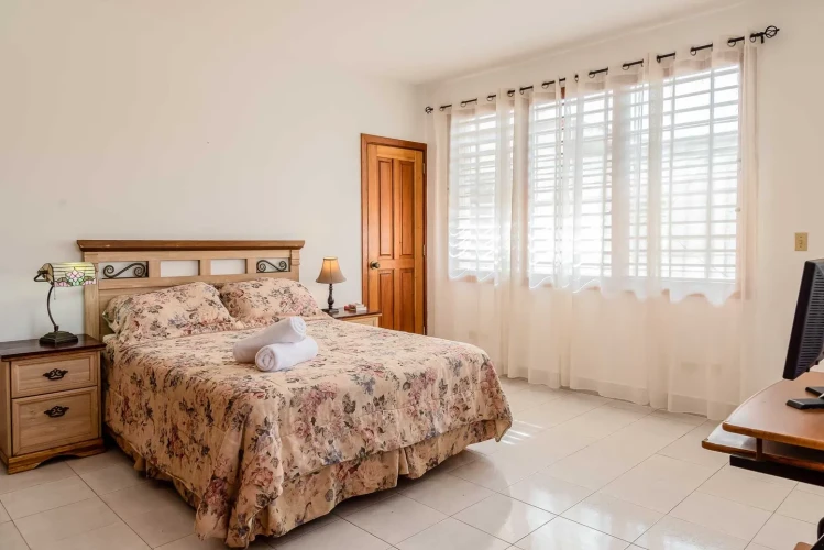 RHPL199 - 4 Yatak Odalı / 4 Banyolu Casa Vivian, Miramar'da
