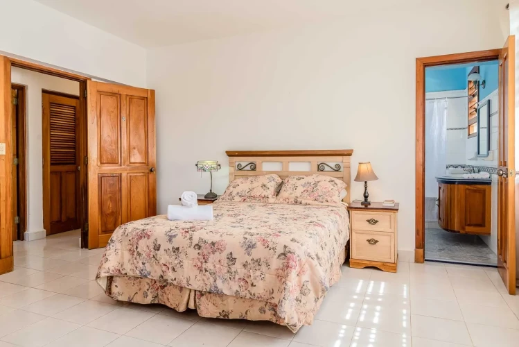 RHPL199 - 4 Yatak Odalı / 4 Banyolu Casa Vivian, Miramar'da