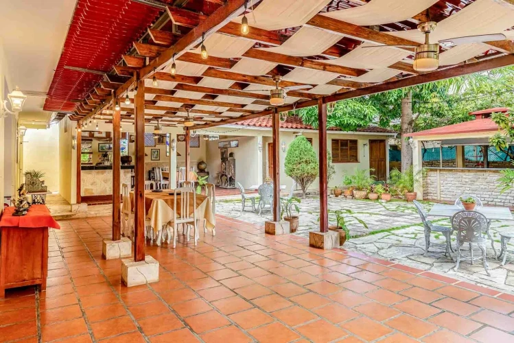 RHPL199 - 4 Yatak Odalı / 4 Banyolu Casa Vivian, Miramar'da