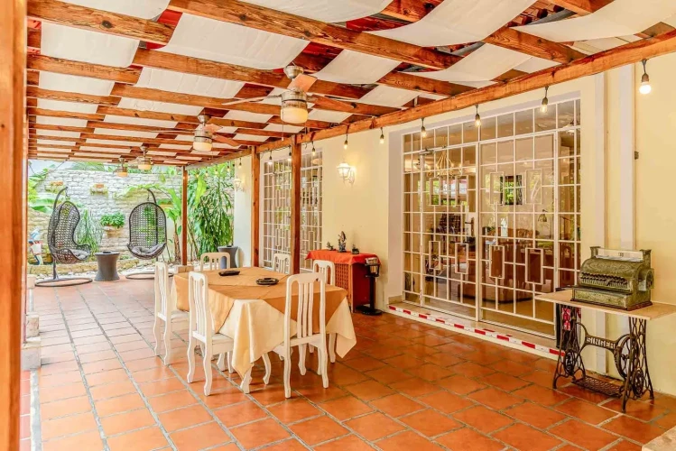 RHPL199 - 4 Yatak Odalı / 4 Banyolu Casa Vivian, Miramar'da