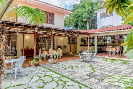RHPL199 - 4 Yatak Odalı / 4 Banyolu Casa Vivian, Miramar'da