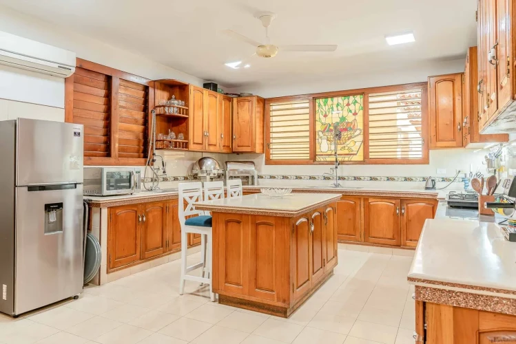 RHPL199 - 4 Yatak Odalı / 4 Banyolu Casa Vivian, Miramar'da