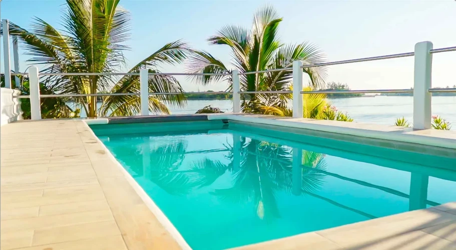 RHPL200 - 3 Yatak Odalı / 3 Banyolu Villa Formentera, Santa Fe Havuzlu